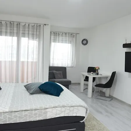 Sofronic 2 דירה *